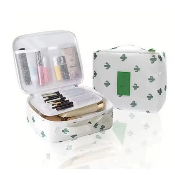 Geantă cosmetică, albă